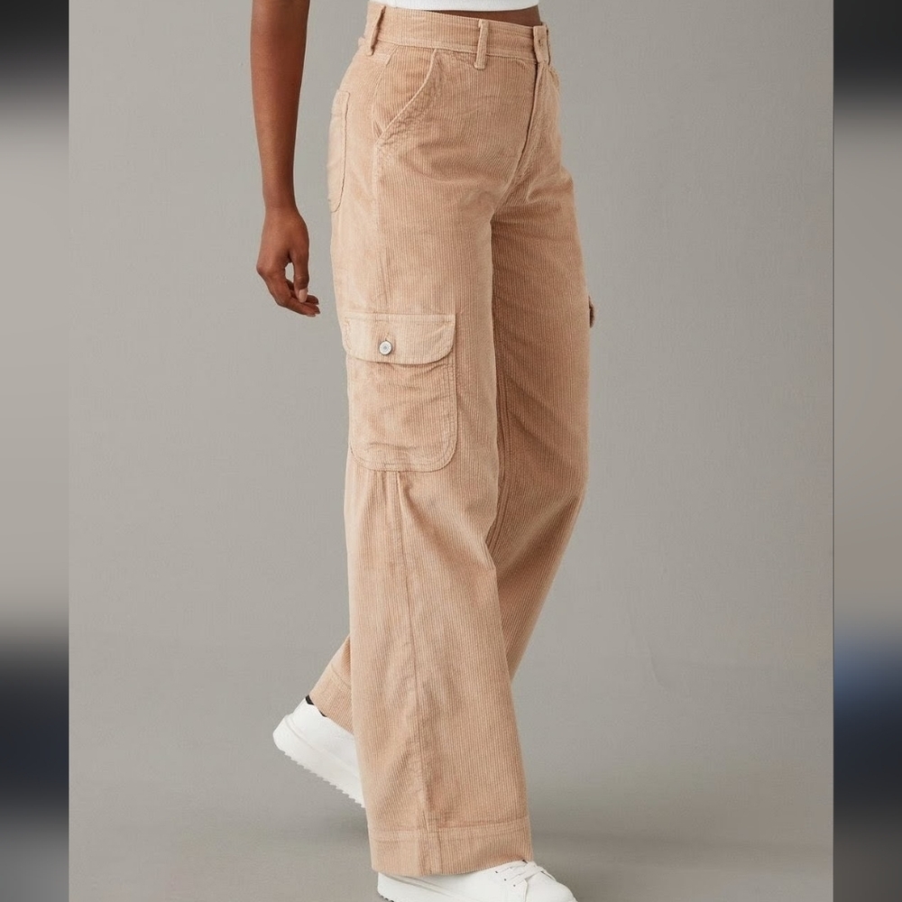 American Eagle Tan High Rise Baggy Wide Leg Corduroy Cargo Pants 12 Short